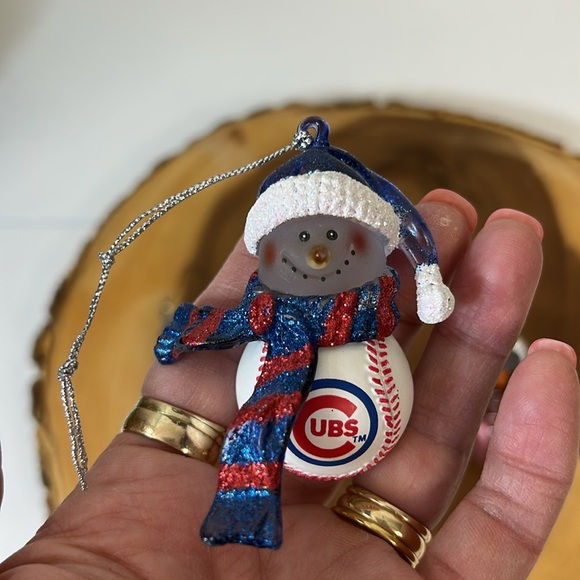 Chicago Bears NFL and Cubs MLB Bear Ornaments - Picture 2 of 7